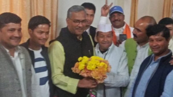former-jila-panchayat-president-mohan-singh-mehra-joins-bjp