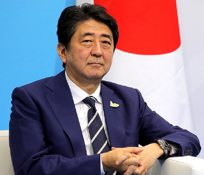 जापान के पूर्व प्रधानमंत्री शिंजो आबे को मारी गोली, हालत गंभीर