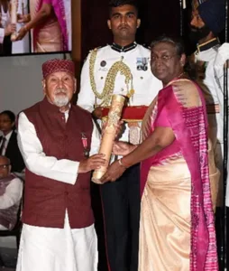 डा. यशवंत सिंह कठोच को पद्मश्री पुरस्कार, राष्ट्रपति ने किया सम्मानित