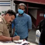 फ्लाइट बुक कराने के नाम पर ठगी करने वाले कॉल सेंटर का पुलिस ने किया भंडाफोड़